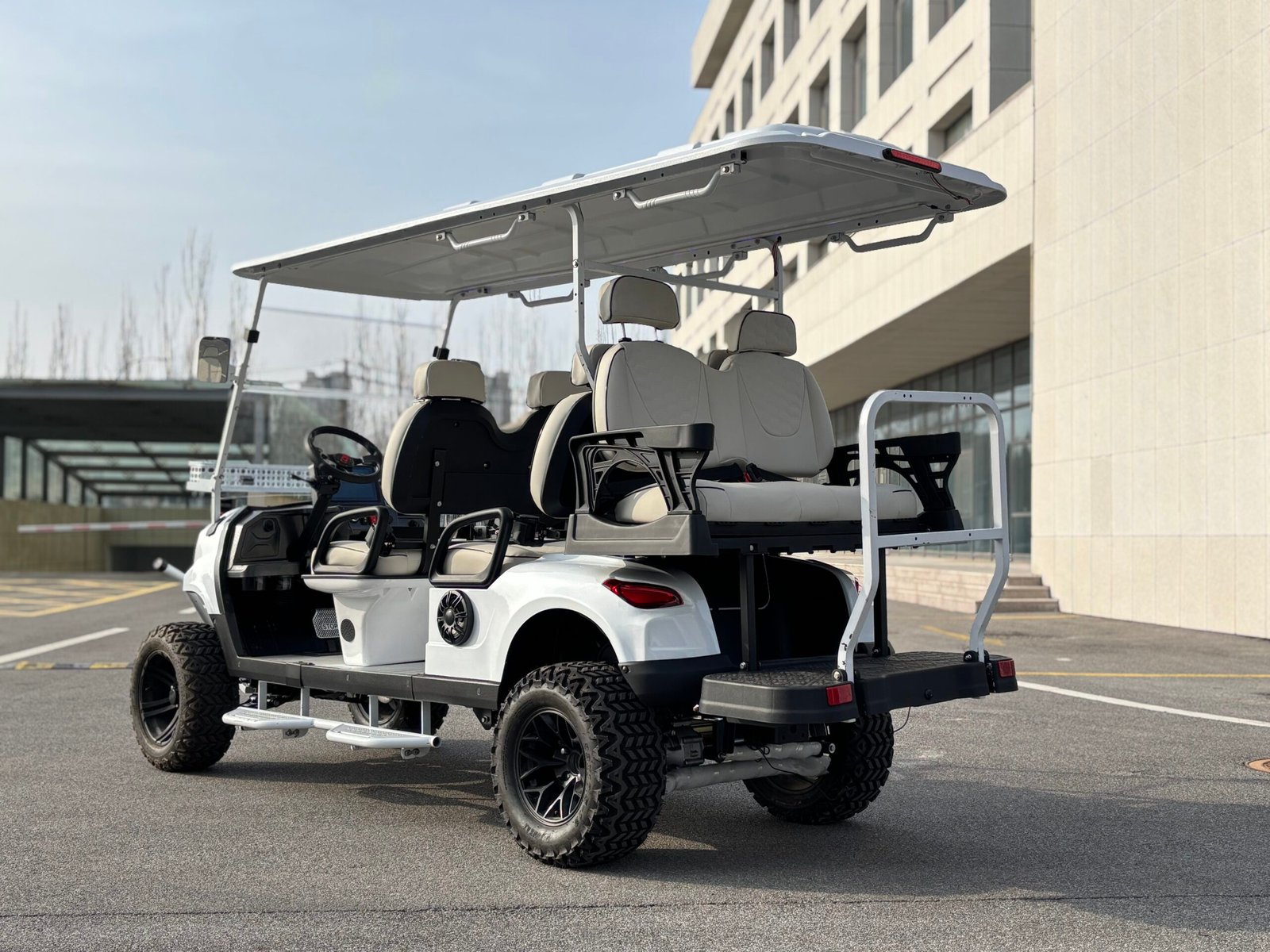 white golf carts 4+2 white golf carts 4+2